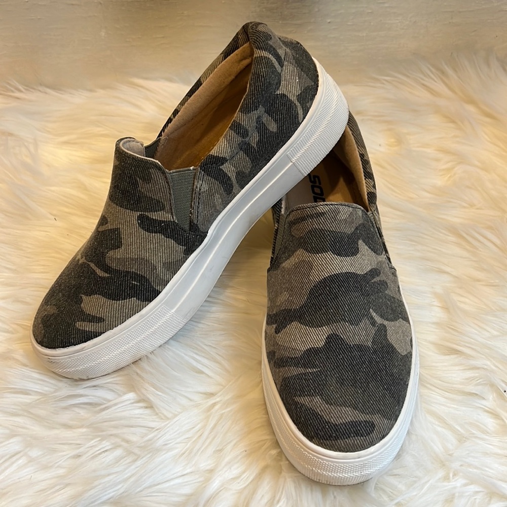 SODA Womens slip on platform sneakers -6